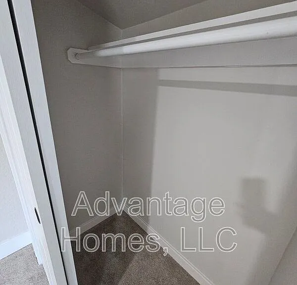 4619 Bell St — Photo 13
