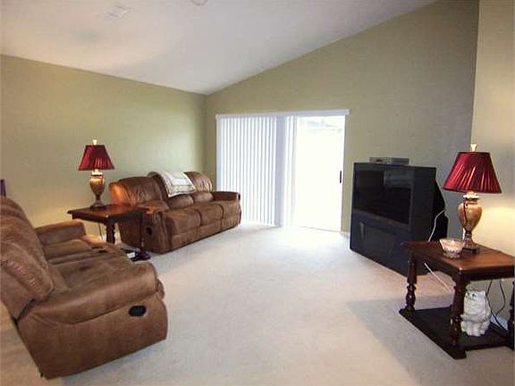 3rd image of 509 Winthrop Pl