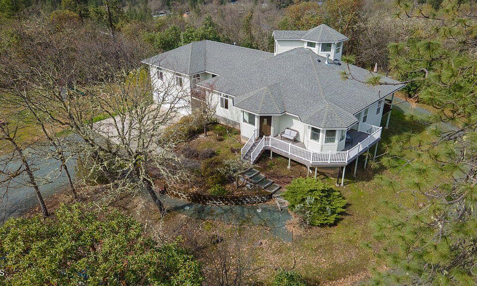 1st image of 103 Eden Dr
