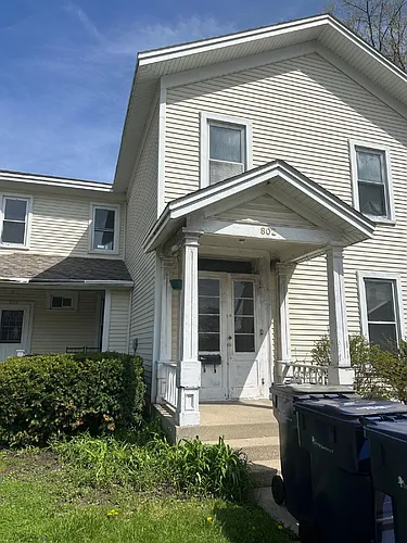 802 McKinley St Photo 1