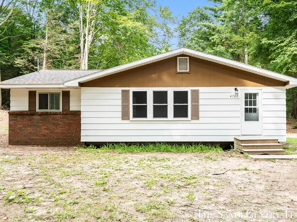 4725 Orshal Rd, Whitehall, MI 49461