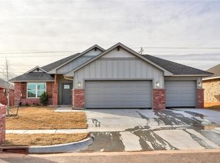 11012 SW 36th St, Yukon, OK 73099