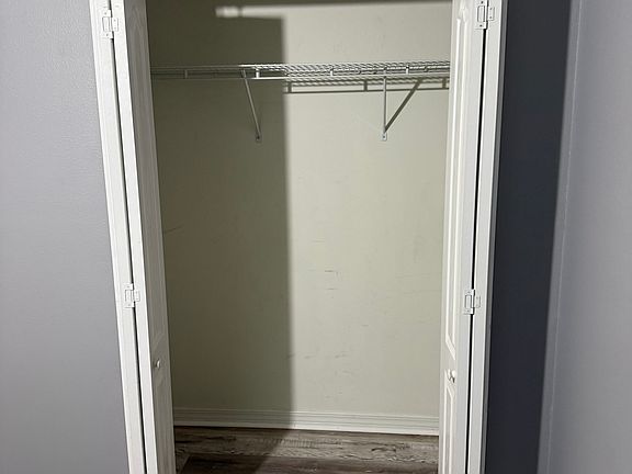 3rd image of 2042 Catline Cir