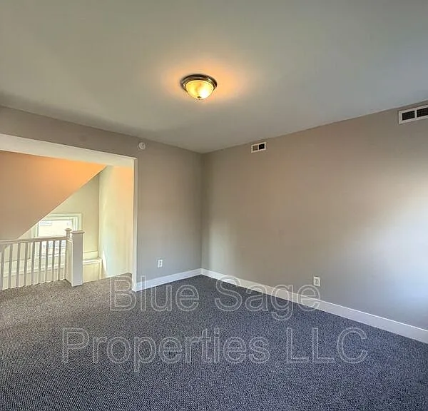 900-902 Church Ln #902 CHURCH LN — Photo 22