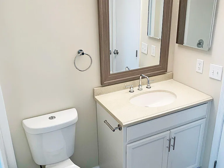 27 Steeplechase Ct — Photo 4