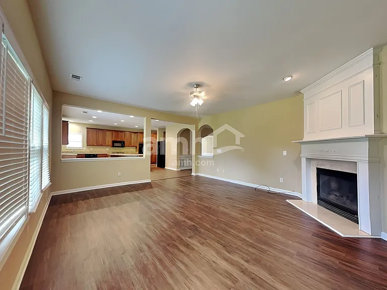 2737 Autumn Bluff Way — Photo 7