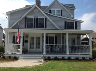 83 6th Ave, Milford, CT 06460
