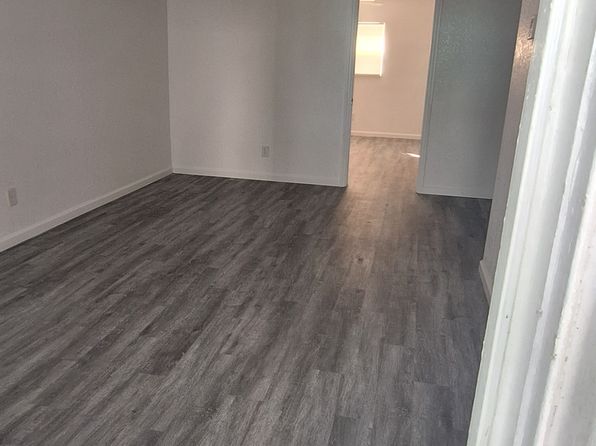 11180 1st St E APT 3