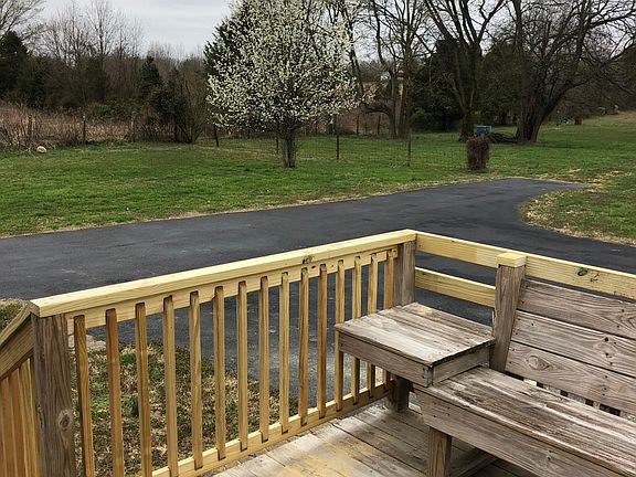 4th image of 3477 Iron Bridge Rd