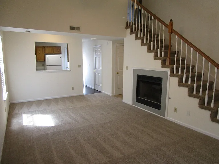 2404-2406 Calder Ct. — Photo 7