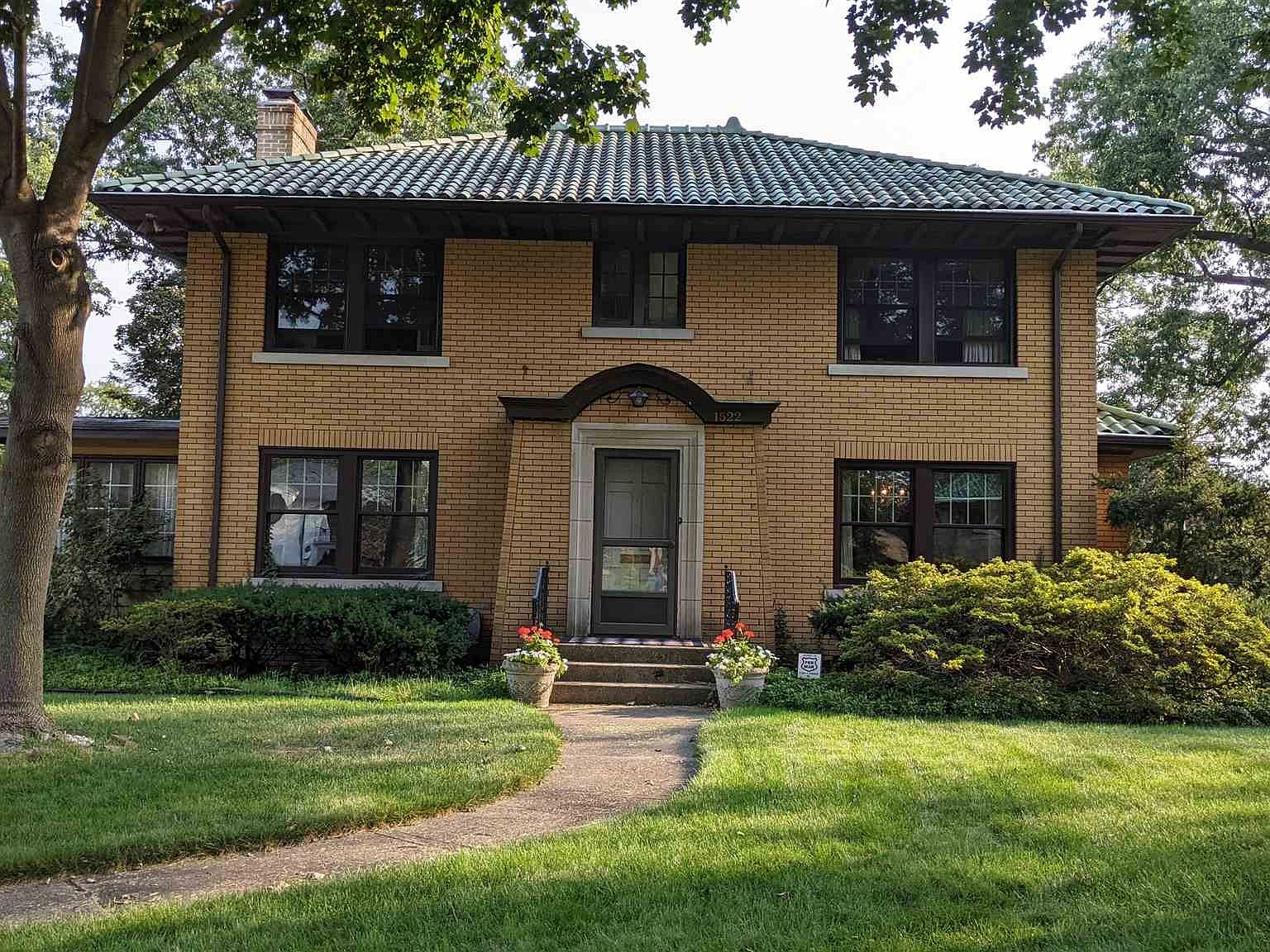 1522 E Colfax Ave, South Bend, IN 46617 Zillow