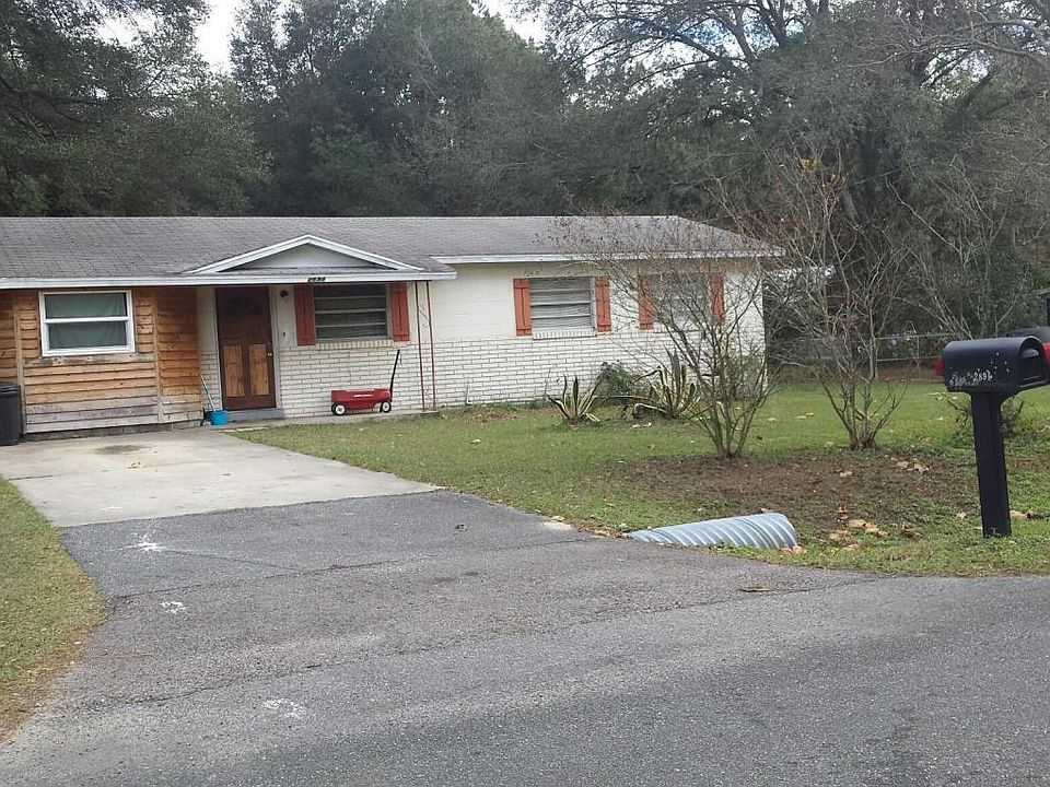 1st image of 2891 NE 19th Ave