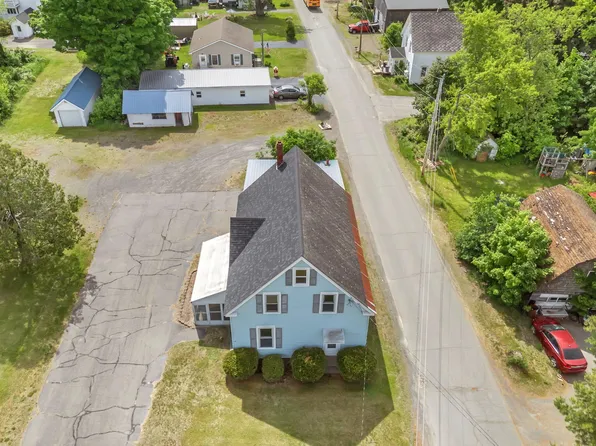 24 Park Street, Milo, ME 04463