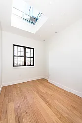 Rented by Rennit Inc.