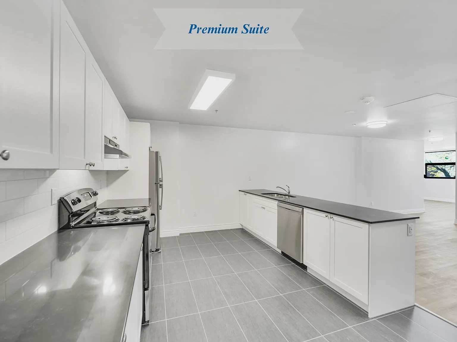 205 Oxford Street East — Photo 3