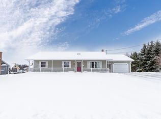 13 Cambridge Dr, Charlottetown, PE C1C1P1