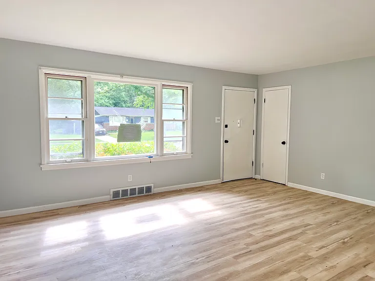 125 Forestwood Dr — Photo 6
