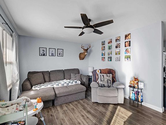5th image of 2819 Strawbridge Pl