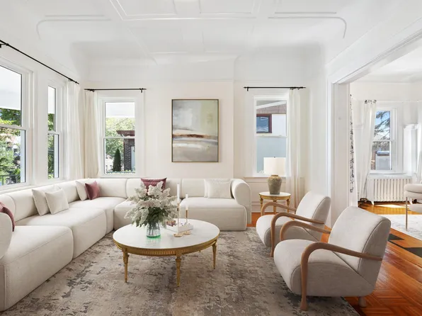 17-19 Columbia Terrace image 2 of 25