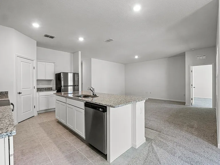 2202 Raven Ridge Rd — Photo 11