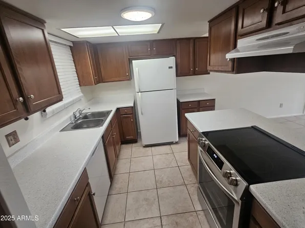 3707 E Paradise Drive, Phoenix, AZ 85028