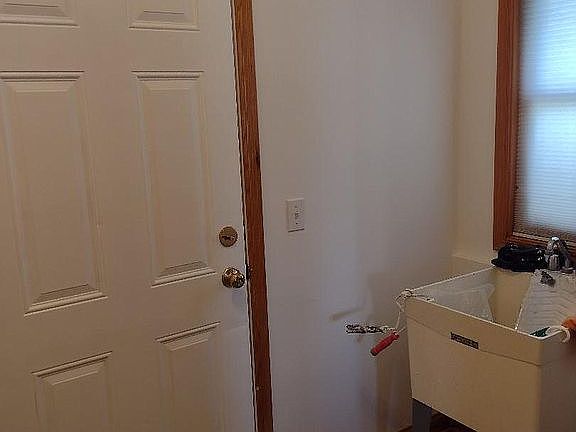 3rd image of 25051 W Meadowlark Dr