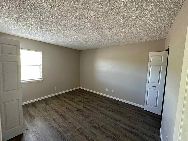 2426 Split Rock Dr — Photo 28