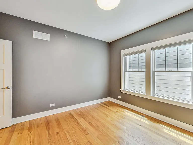 8101 Floral Ave — Photo 26