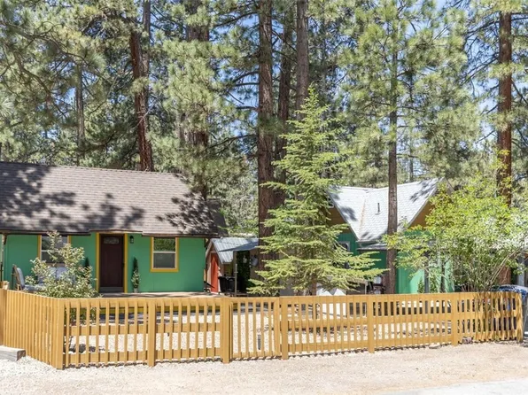 903 W Rainbow Blvd, Big Bear City, CA 92314