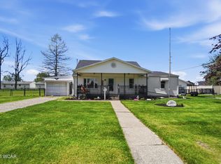 111 S Wagner Ave, Wapakoneta, OH 45895