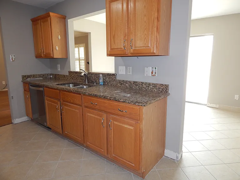 10013 Country View Ln — Photo 9