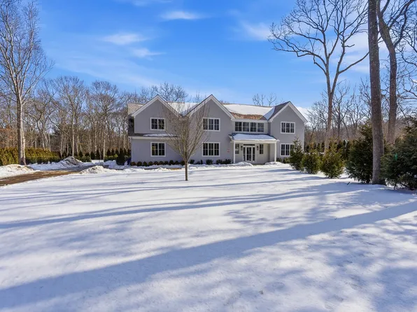 225 Norris Ln, Bridgehampton, NY 11932