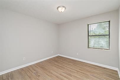 5th image of 38 W Norris Rd #B5