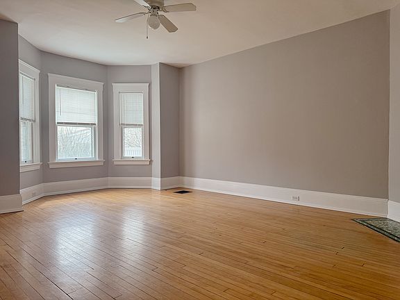 2nd image of 1366 Ethel Ave