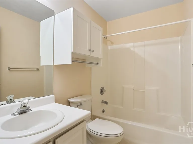 211 Edgewater Rd #40 — Photo 15