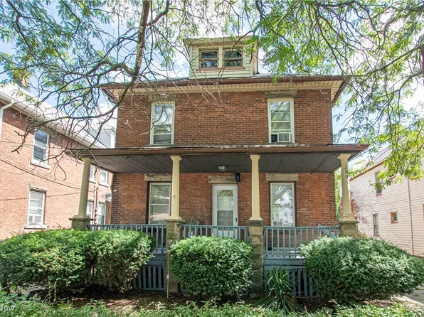 2095 Lark St, Lakewood, OH 44107