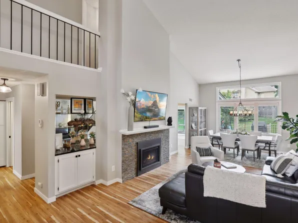 6283 Sequoia Cir, Eden Prairie, MN 55346