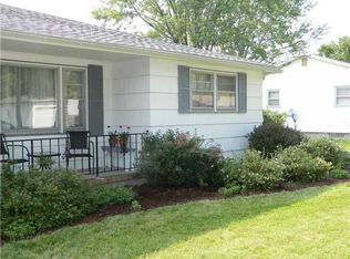 15 Spartan Dr, Rochester, NY 14609