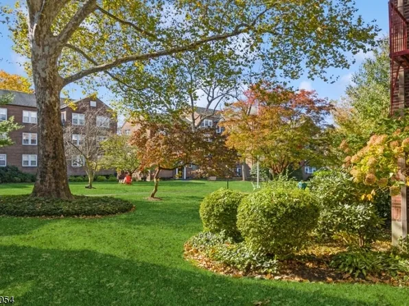217 Prospect Ave #2C, Cranford Twp., NJ 07016
