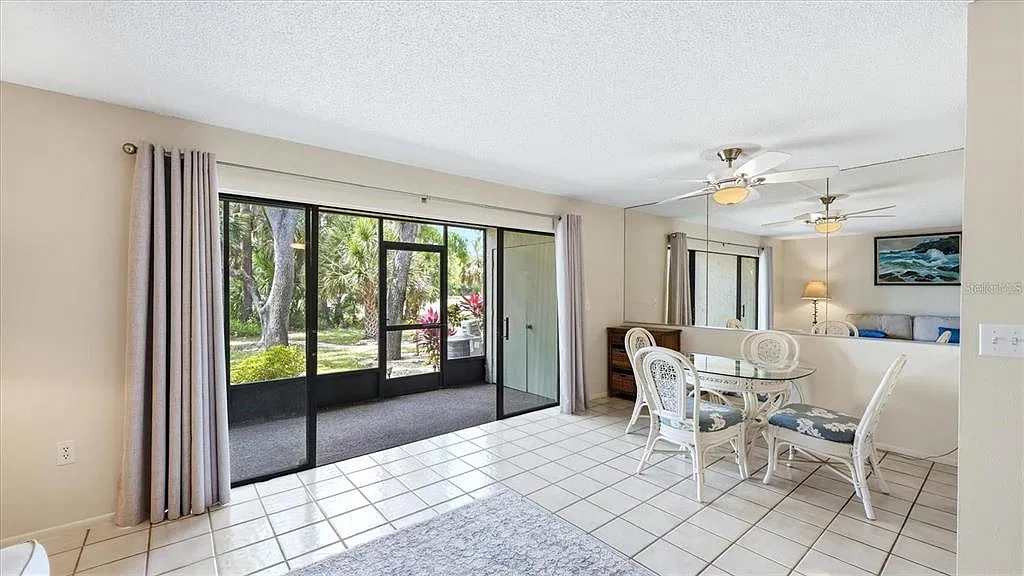 1 bed, 1.0 bath, 786 sqft, $1,520 — Photo 3