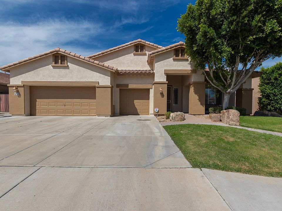 1st image of 9754 W Hedge Hog Pl