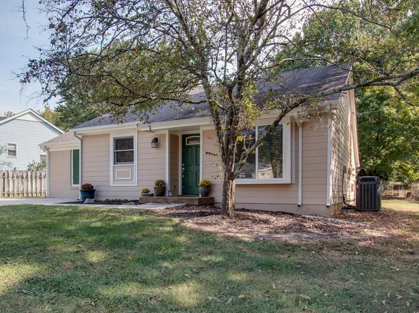 1004 Rolling Meadow Dr, Mount Juliet, TN 37122