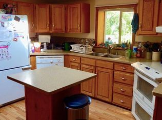 25454 E Hunter Rd, Veneta, OR 97487