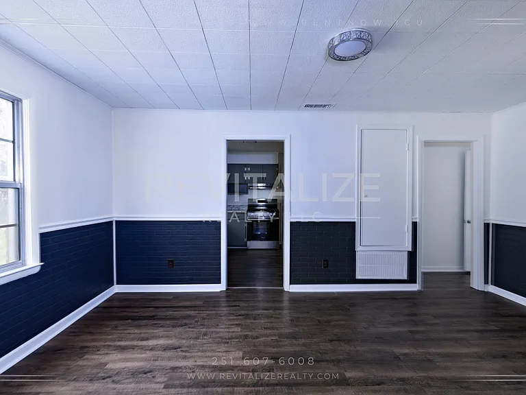 2121 Barron Pl — Photo 12