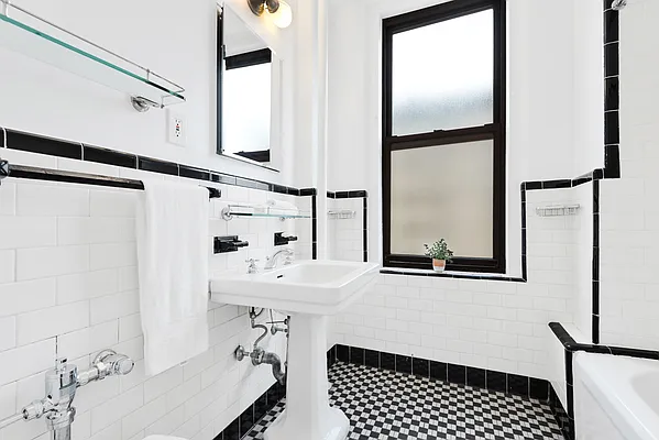 Sold by Compass | media 19