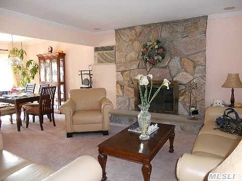 4th image of 2 Cheryl Ln S