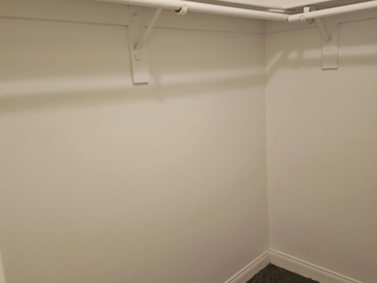 2 bed, 1200 sqft, $1,399 — Photo 3