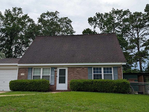 2nd image of 1124 Winifred Dr