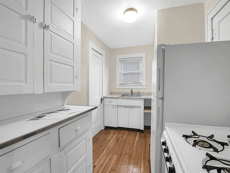 214 Virginia Ave #216 — Photo 7