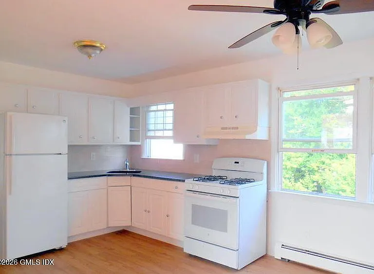 38 Gerry St #2 — Photo 14